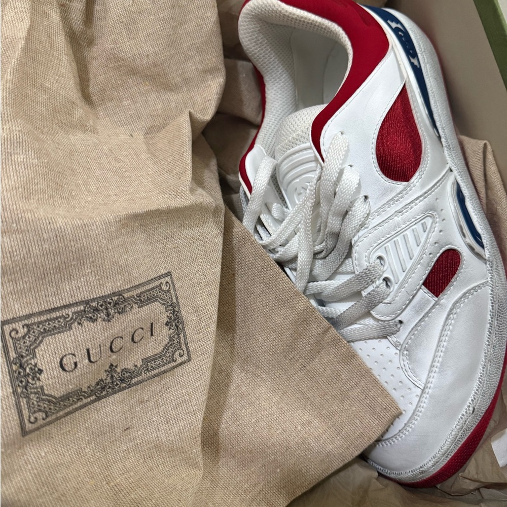Gucci Basket low-top sneakers in white Demetra Red - Picture 6 of 10